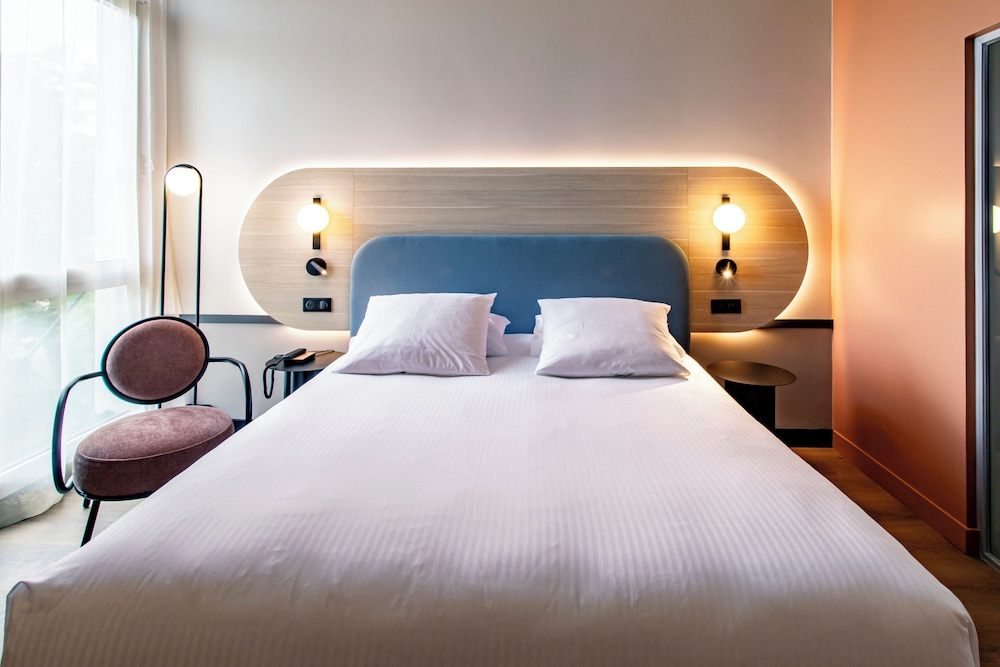 Room, 1 Double Bed - Photo 6