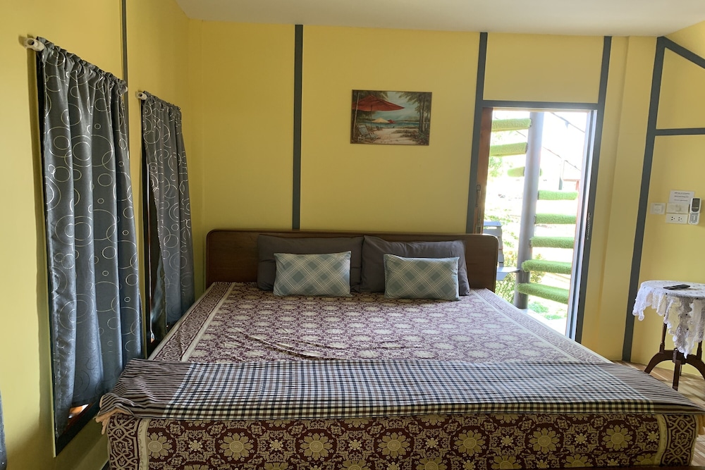 Superior Bungalow - Photo 20