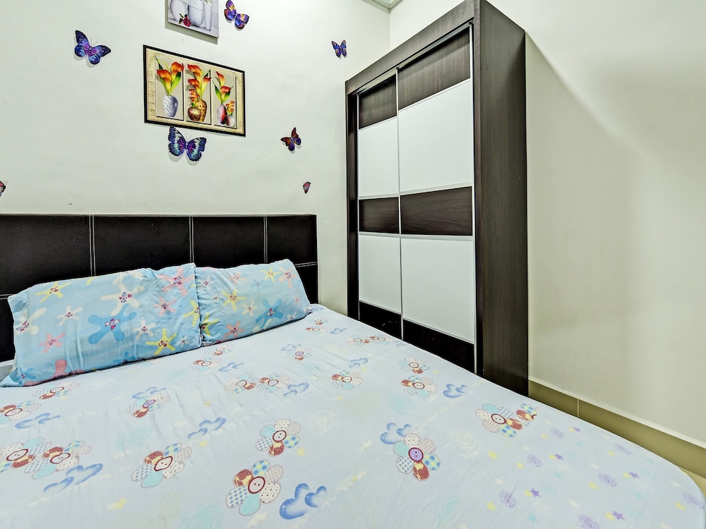 Room, 2 Bedrooms