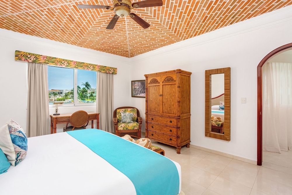 Apartment, 3 Bedrooms, Lagoon View photo 3