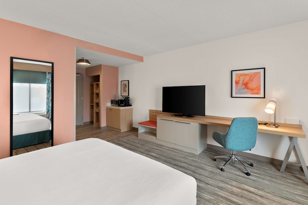 Room, 1 King Bed, Accessible