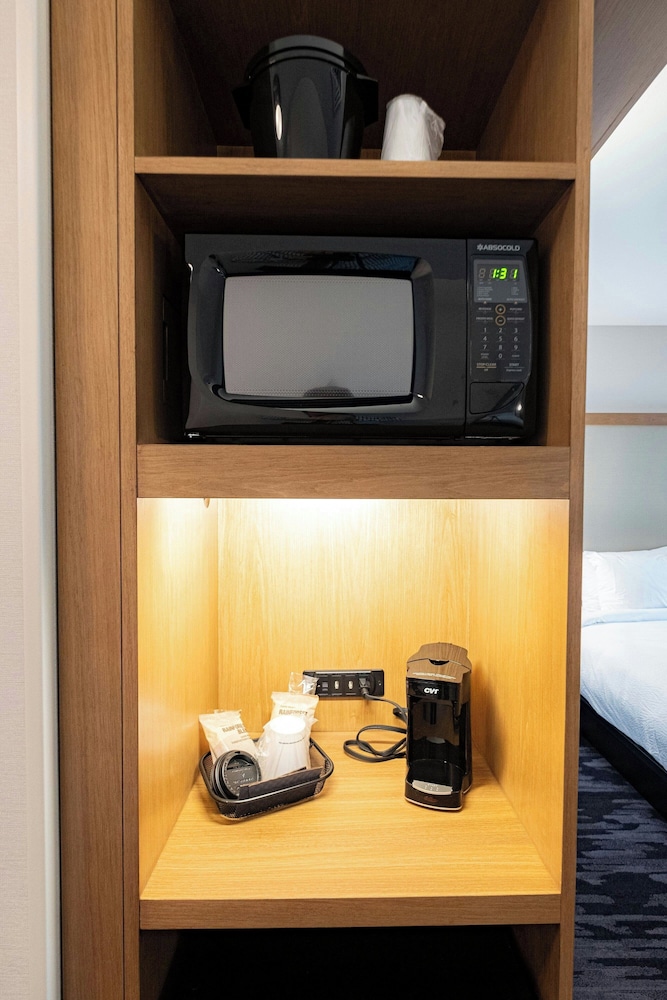 Room, 2 Queen Beds (Hearing Accessible) - Photo 1
