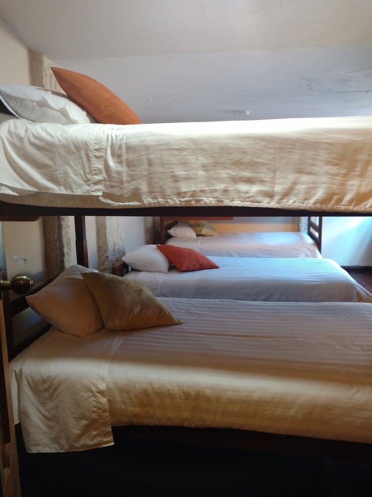 Shared Dormitory (6 Beds) photo 3