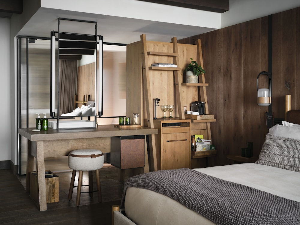 Room, 2 Queen Beds (Alcove) - Photo 9
