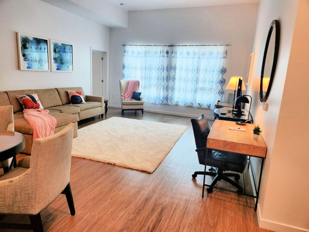 Penthouse, 2 Bedrooms