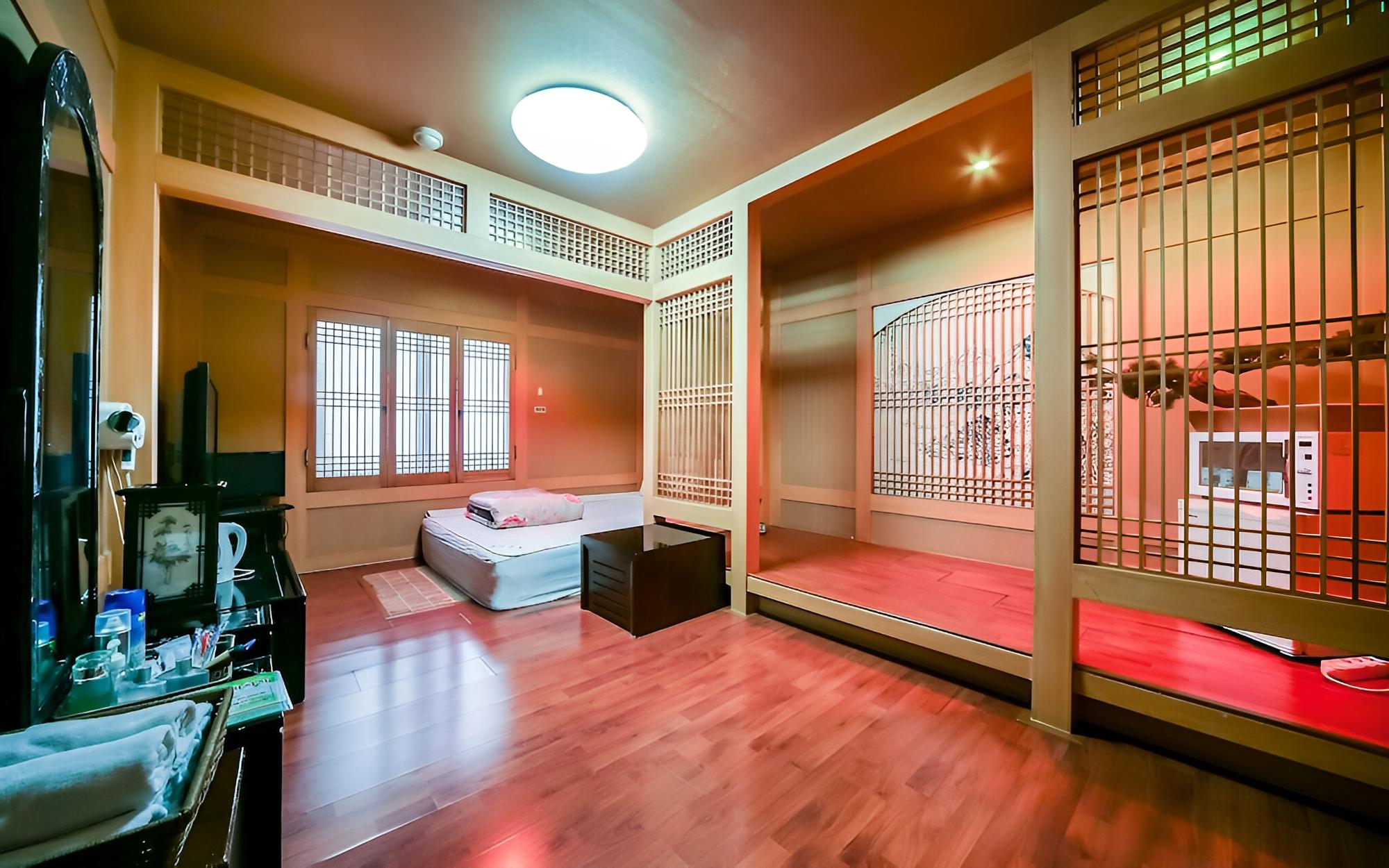 Room (Korean) photo 1