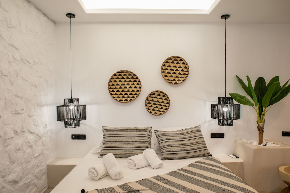 Deluxe Triple Room - Photo 10