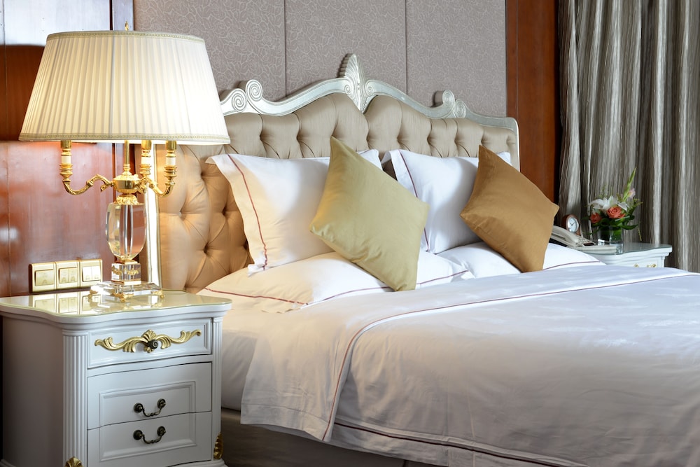 Business Suite photo 2