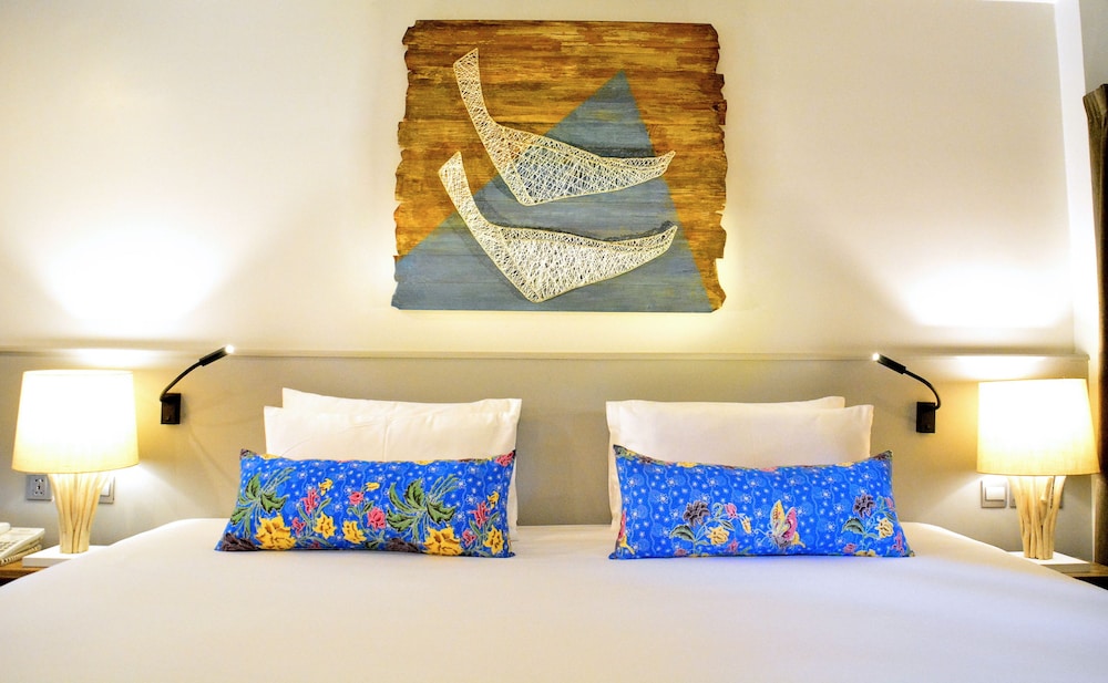 Grand Deluxe Room - Photo 4