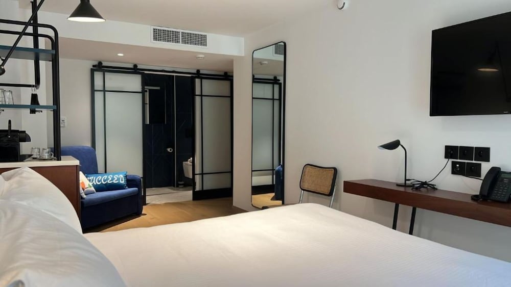 Comfort Room photo 1