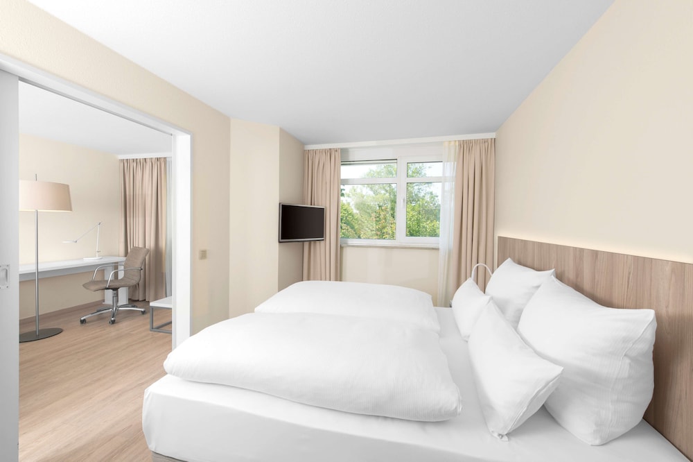 Suite with View (extra bed 3 adults) photo 2