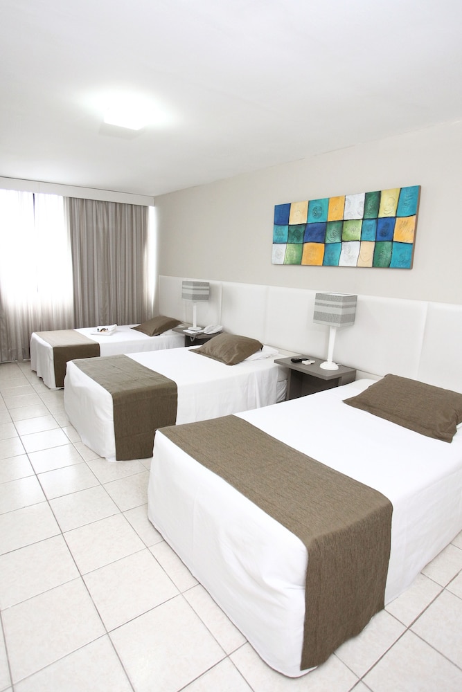 Deluxe Triple Room - Photo 2