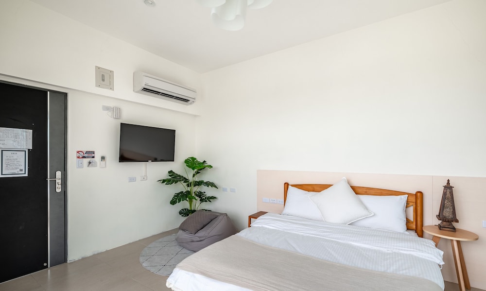 Mountain View Double Room with Balcony photo 2