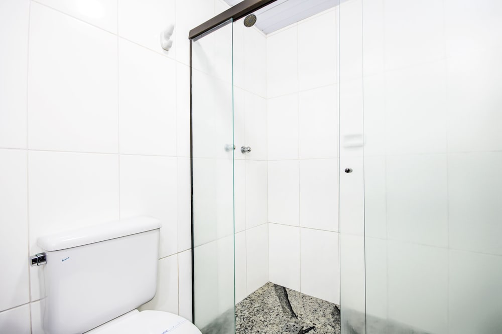Standard Triple Room - Photo 7