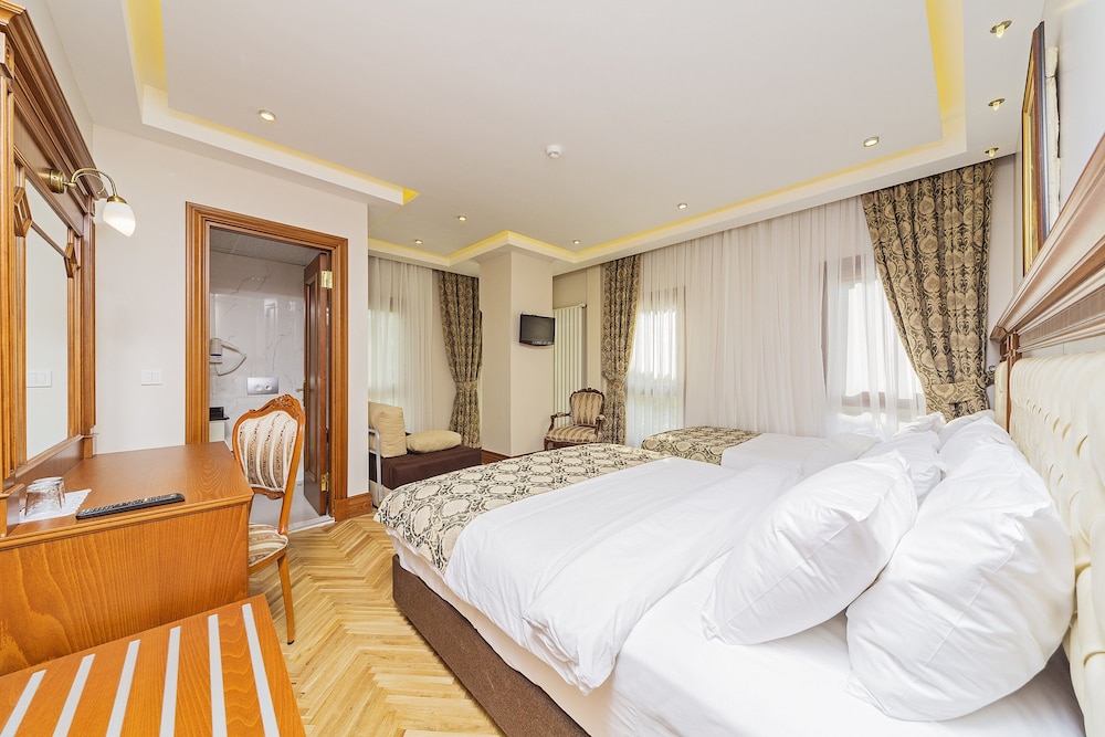 Family Suite photo 2
