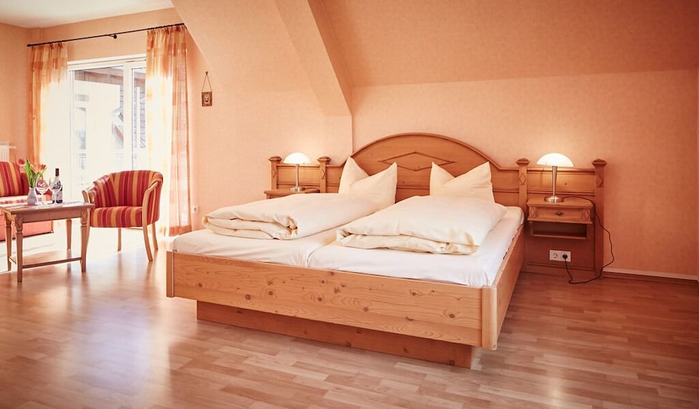 Double Room - Photo 3