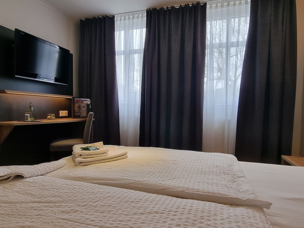 Deluxe Double Room, Private Bathroom, River View photo 2
