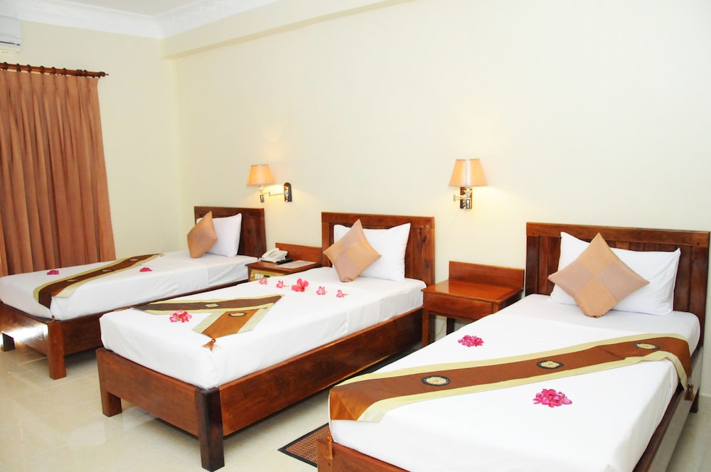 Superior Triple Room