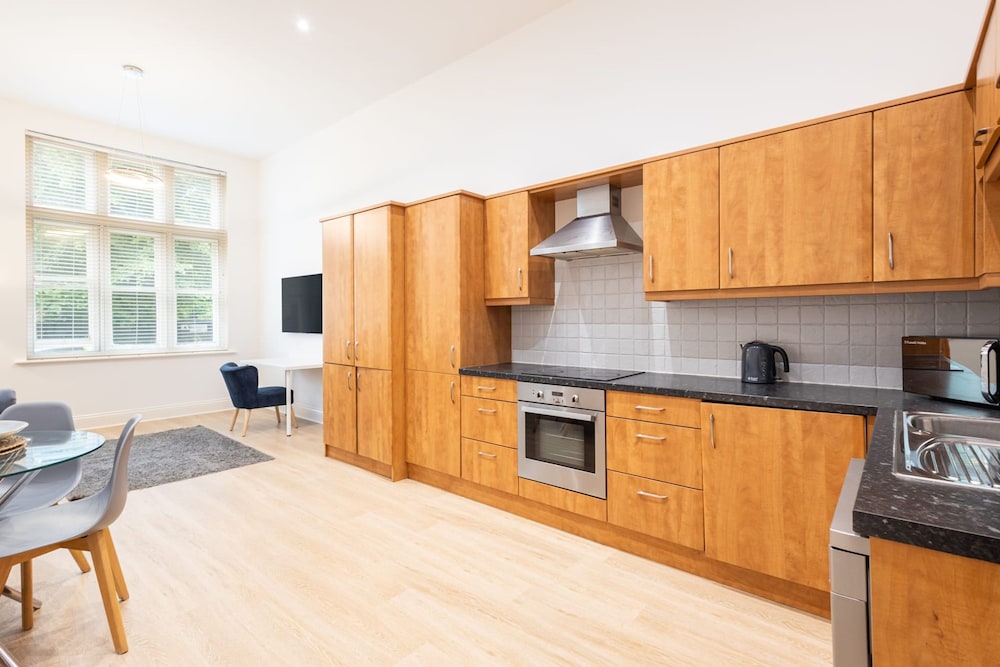 Apartment photo 2