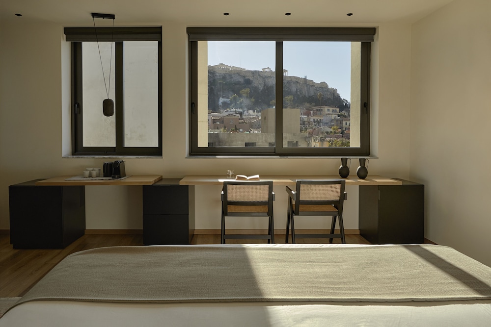 Acropolis Superior room