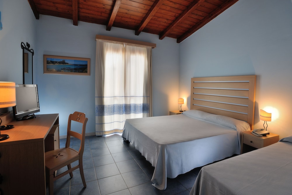 Classic Triple Room