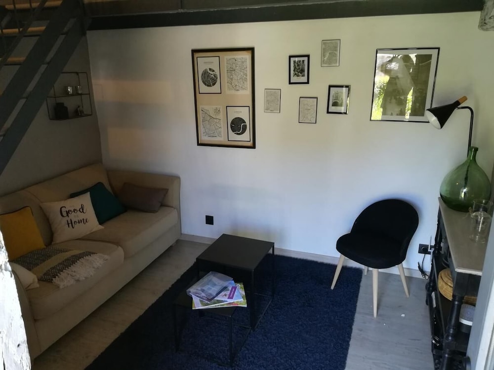 Double Room - Photo 4