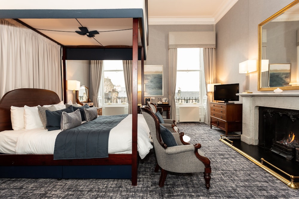 Four Poster Double