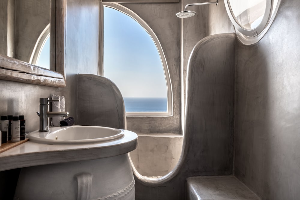 Romantic Suite Sunset View - Photo 7