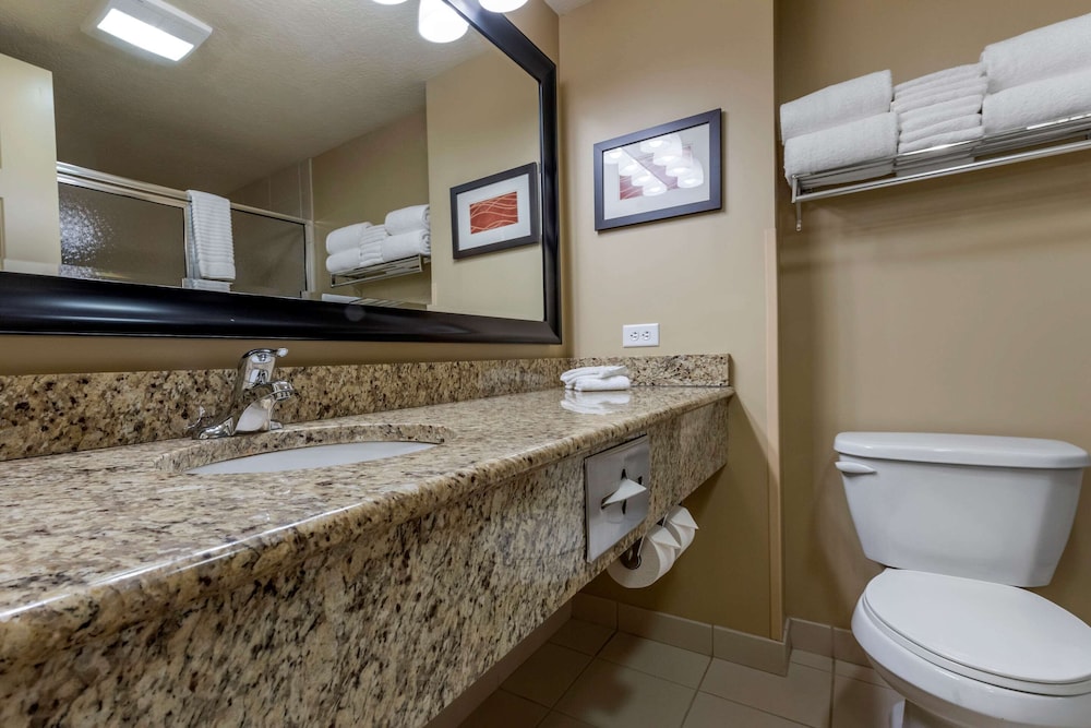 Suite, Multiple Beds, Non Smoking - Photo 4