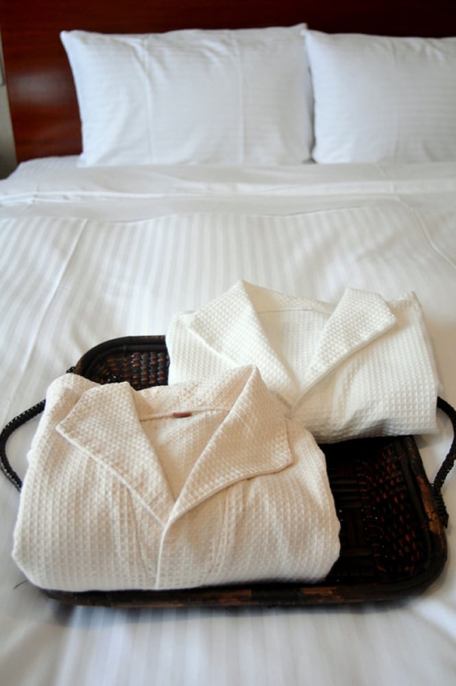 RAM Deluxe Room (3 People Use & sofa bed is only available for the 3rd) - Photo 5