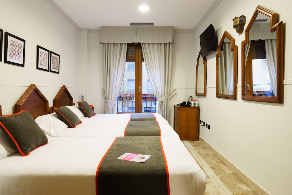 Triple Room - Photo 3