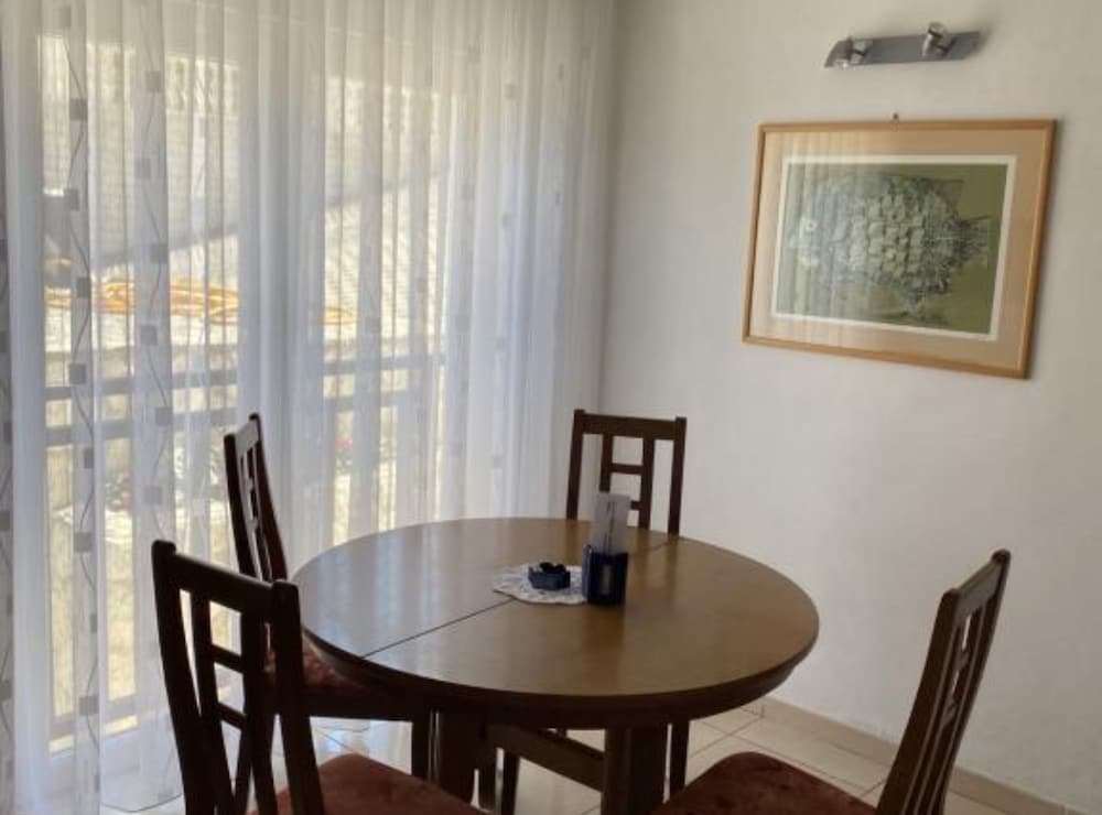 Apartment (Two Bedroom Apartment 3)
