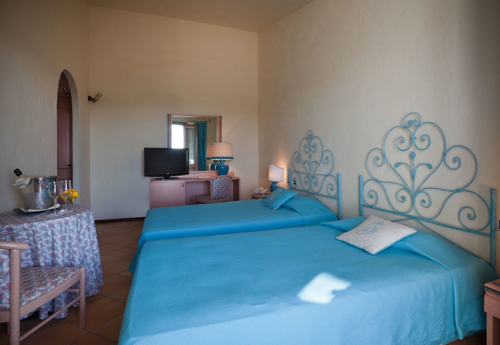 Classic Double Room, Garden View photo 3