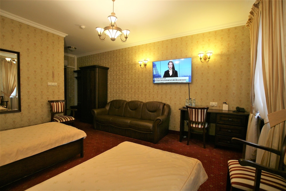 Deluxe Double Room Single Use photo 3