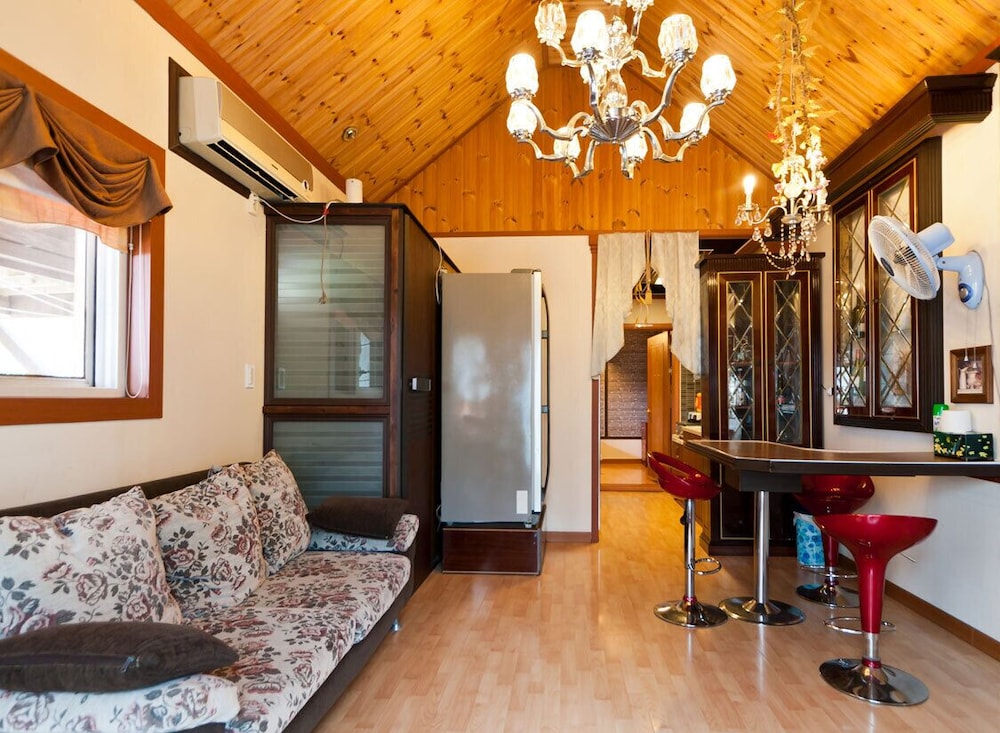 Room (Freesia) photo 1