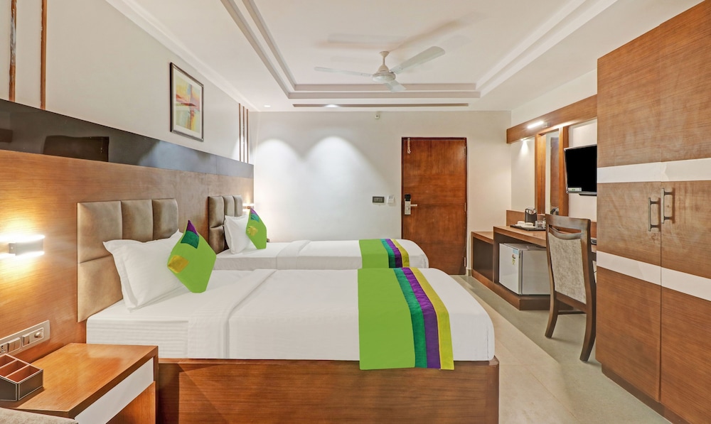 Deluxe Double Room photo 3