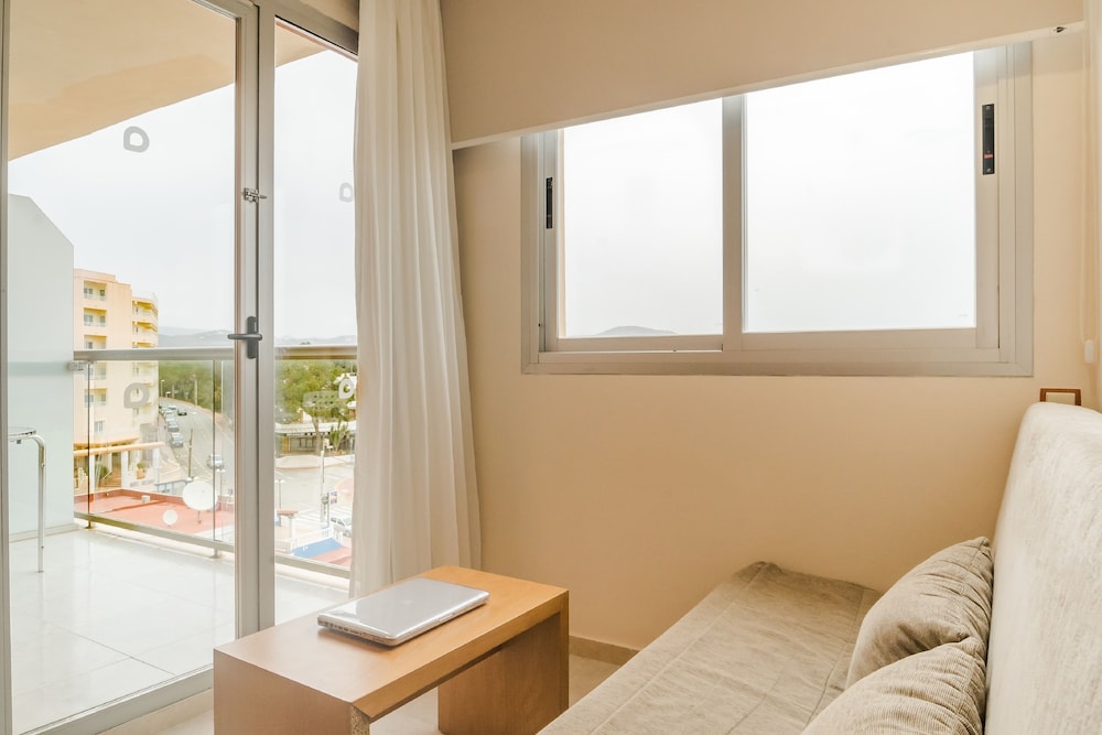 Junior Suite, 2 Bedrooms photo 2