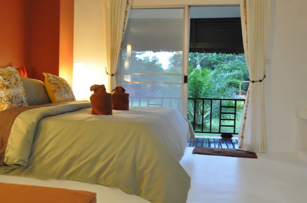 Deluxe Sea View photo 1