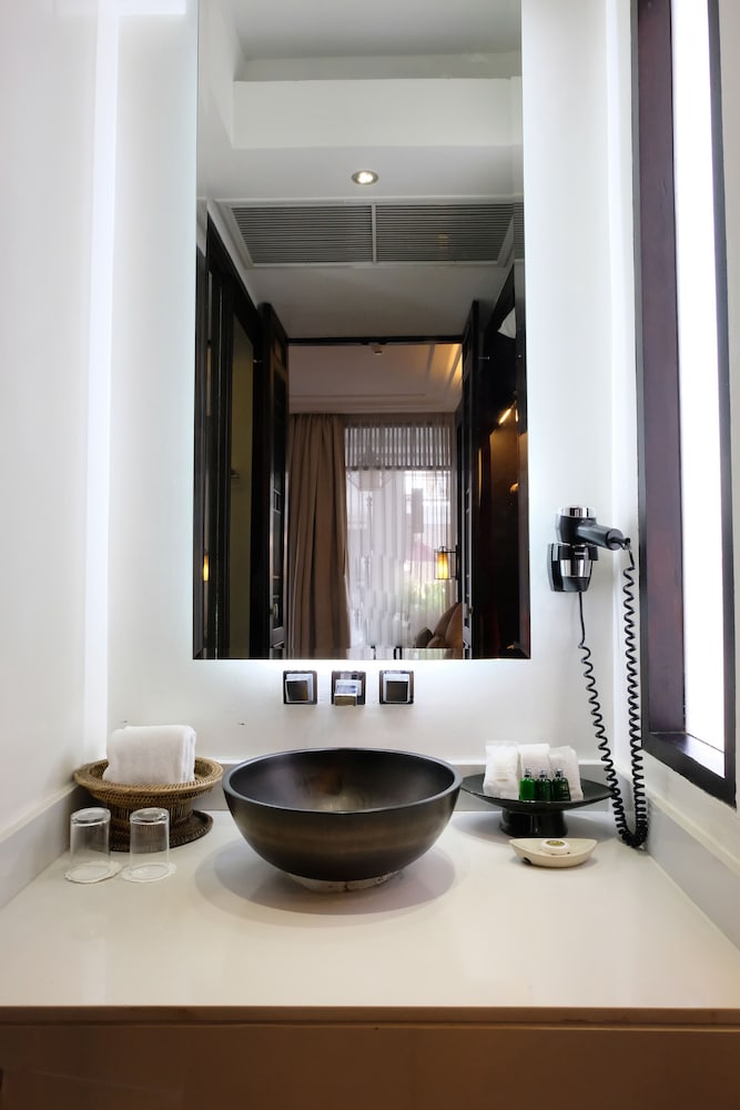 Superior Room, 1 Double or 2 Twin Beds - Photo 16