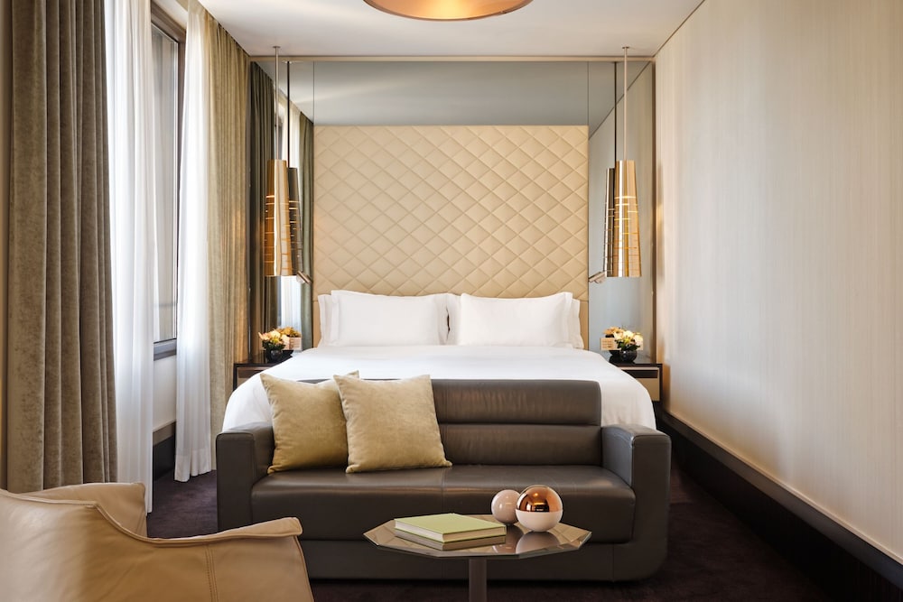 Room, 1 King Bed (View)
