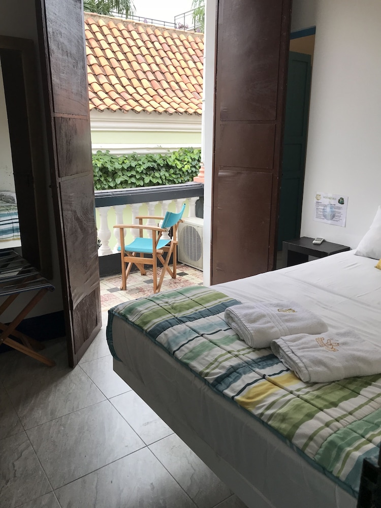 Deluxe Double Room, 1 Queen Bed, Non Smoking photo 3