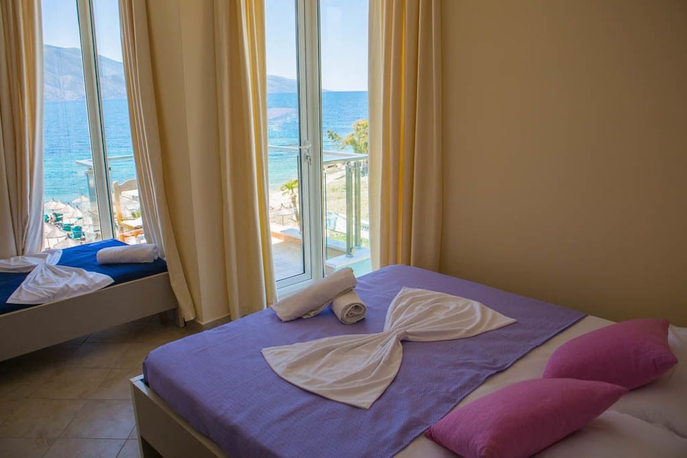 Triple Room, Balcony, Sea View photo 1