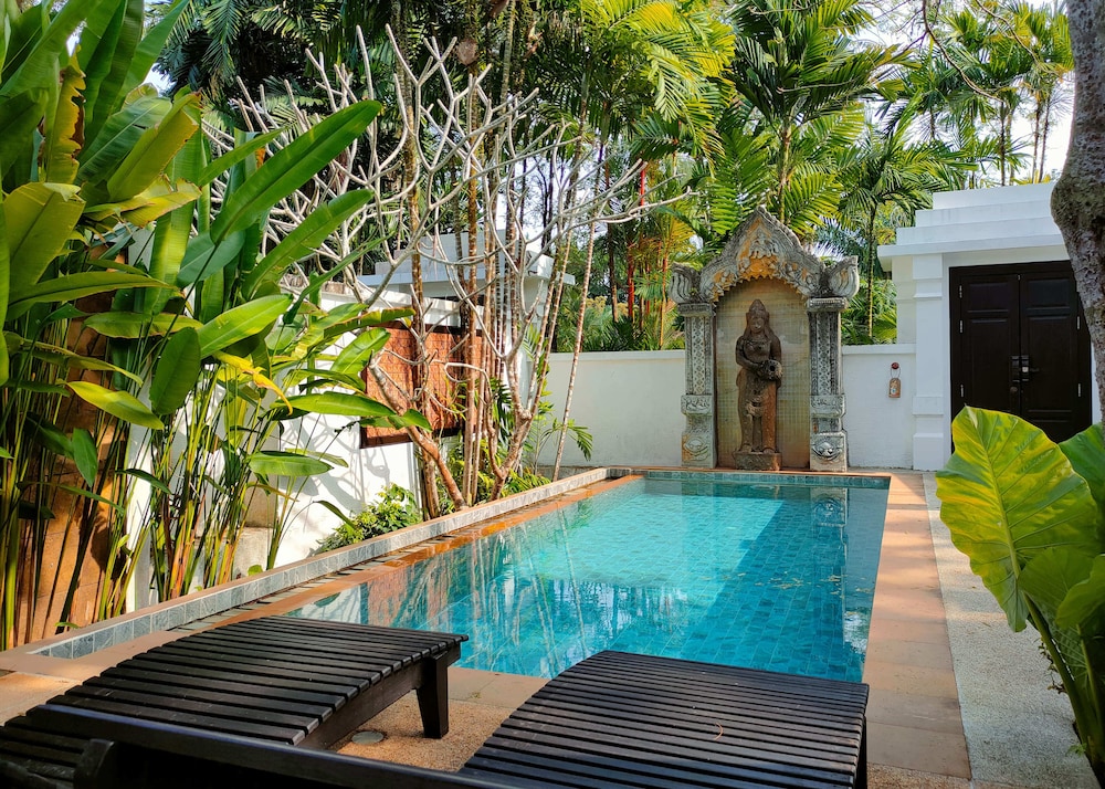 Grand Deluxe Pool Villa - Photo 13