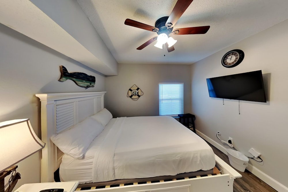 Condo, Multiple Beds, Balcony, Ocean View (#2302 - No Pets)
