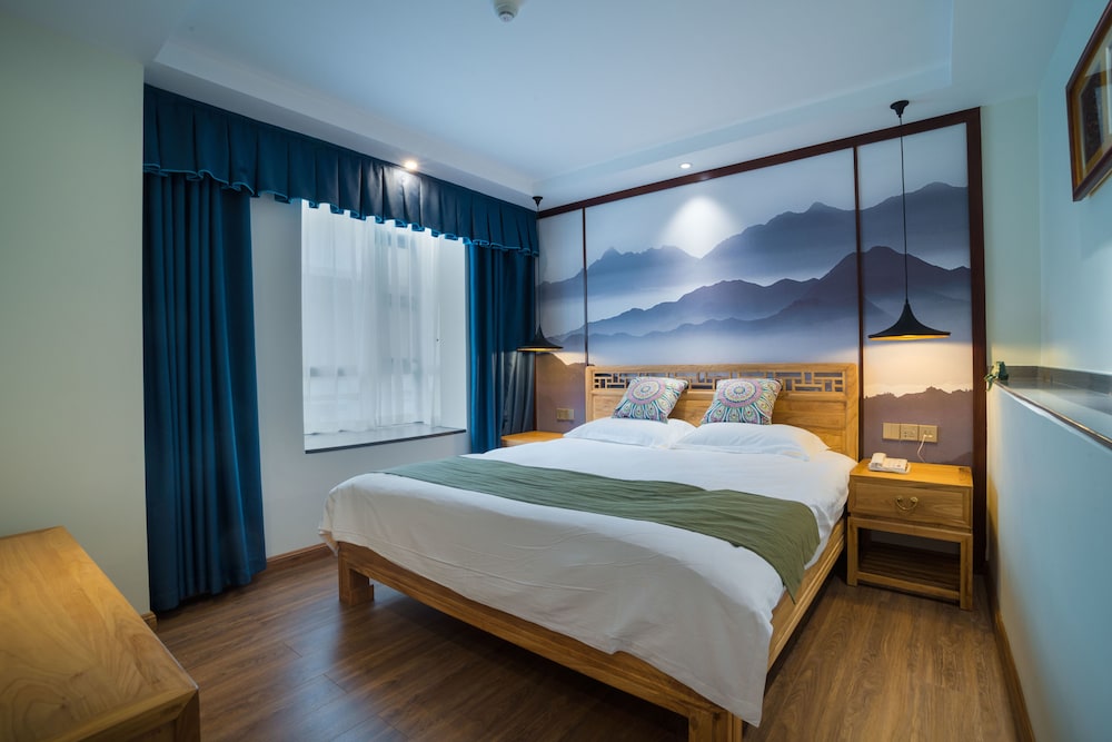 Deluxe Double Room photo 2