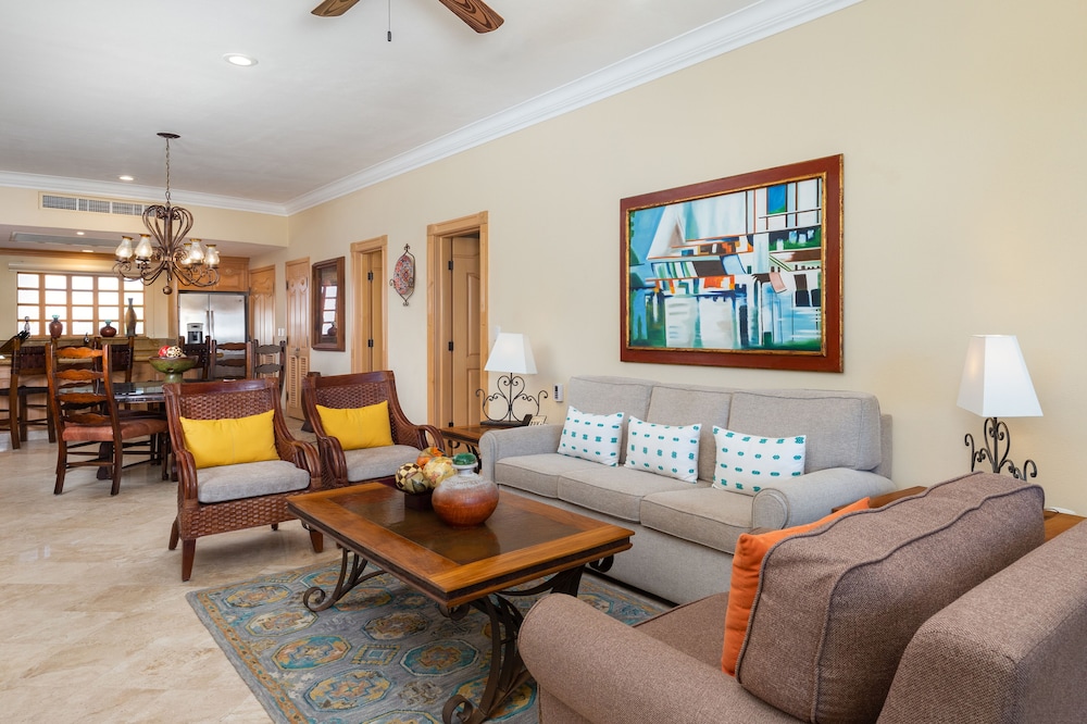 One Bedroom Suite - Photo 6