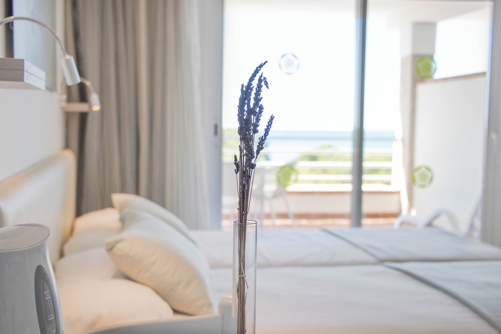 Superior Studio, Balcony, Sea View - Photo 1