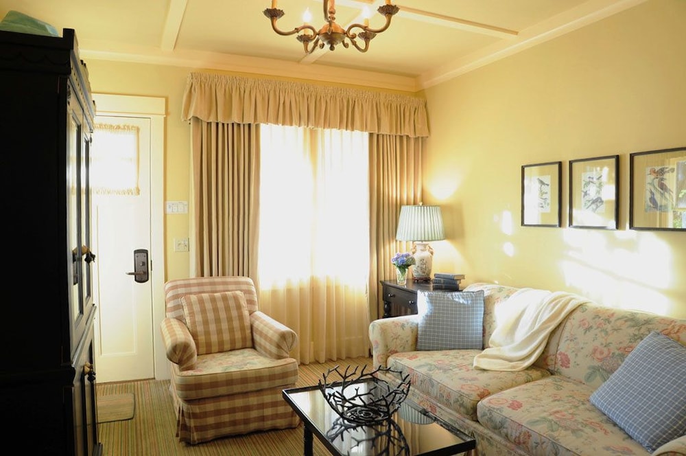 Main Street Suite photo 3