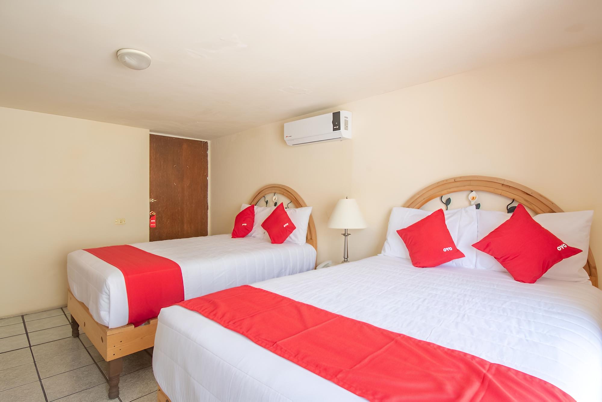 Standard Room, 2 Double Beds photo 1