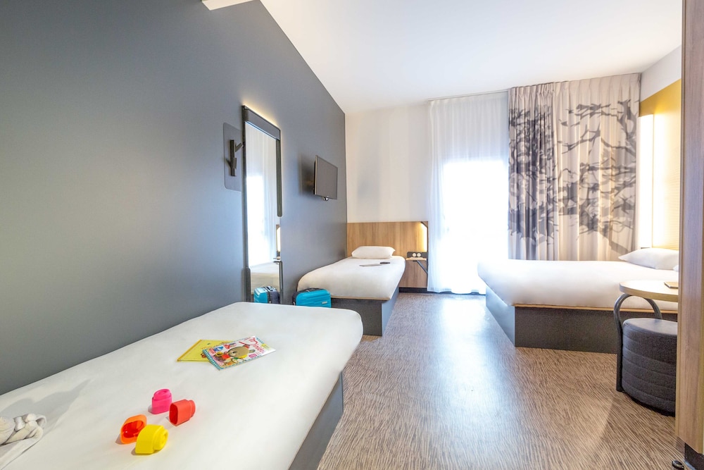 Quadruple Room - Photo 4